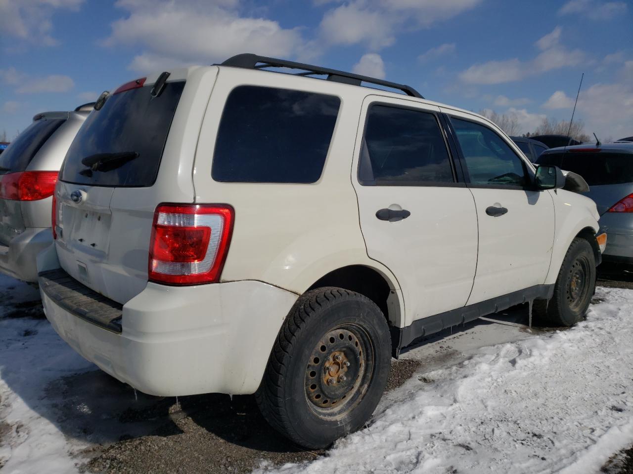 Photo 17 from auction – 2011 FORD ESCAPE XLT with VIN 1FMCU0D72BKB86779