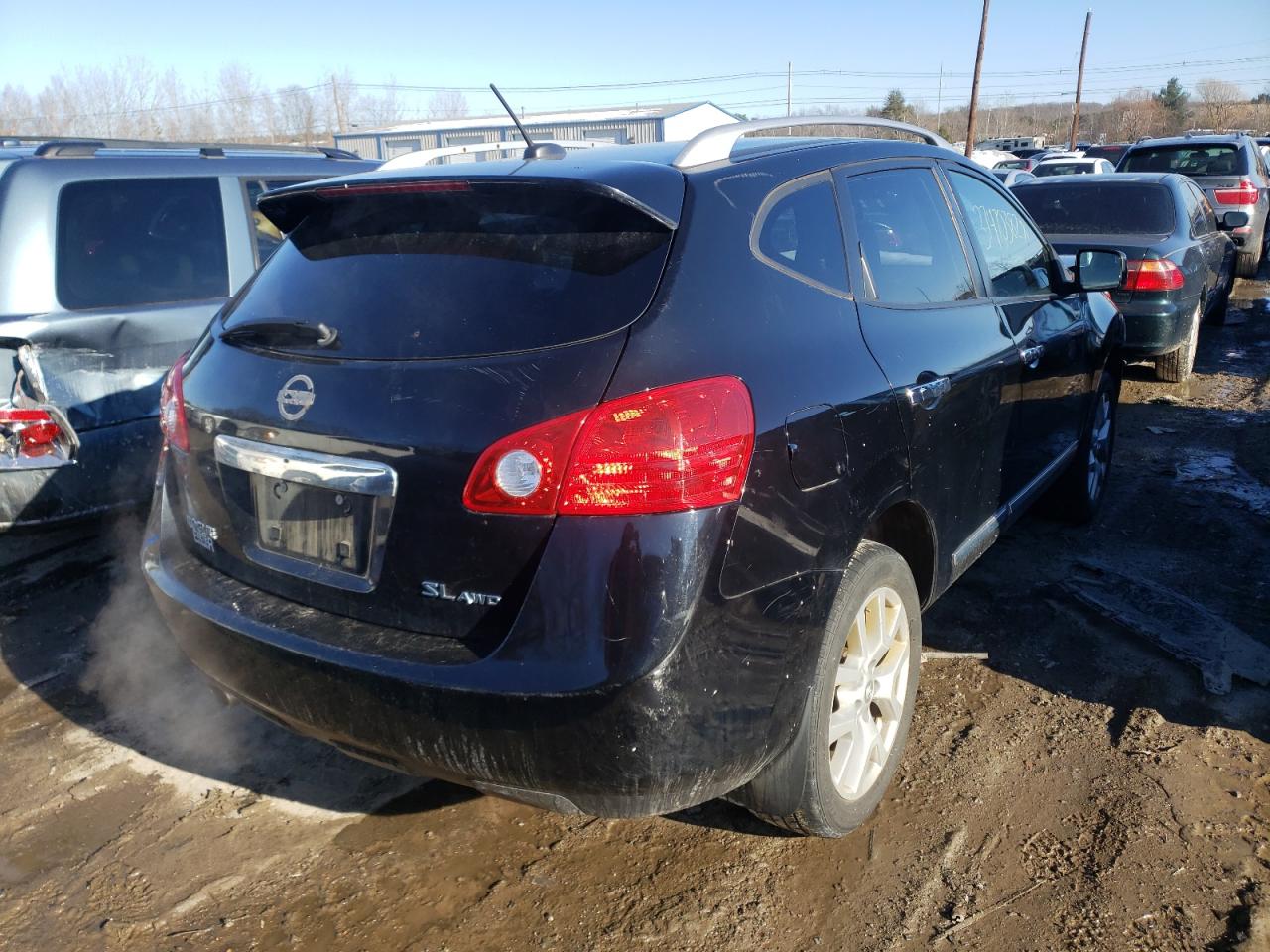 Photo 4 from auction – 2011 NISSAN ROGUE S with VIN JN8AS5MV6BW282425