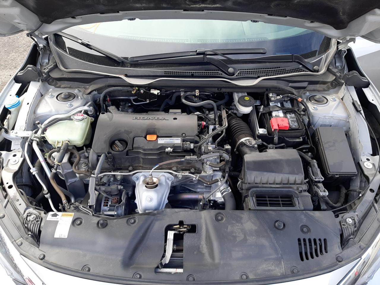 Photo 7 from auction – 2017 HONDA CIVIC LX with VIN 2HGFC2F53HH561043