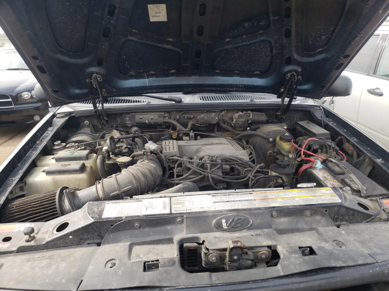 Фото 7 с аукциона – 2000 FORD EXPLORER L с VIN 1FMDU85P7YZC41079