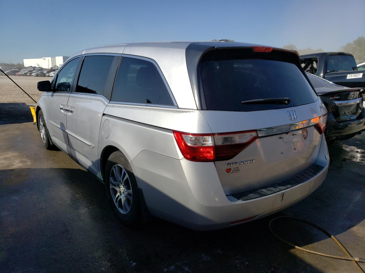 Photo 3 from auction – 2011 HONDA ODYSSEY EX with VIN 5FNRL5H62BB041609