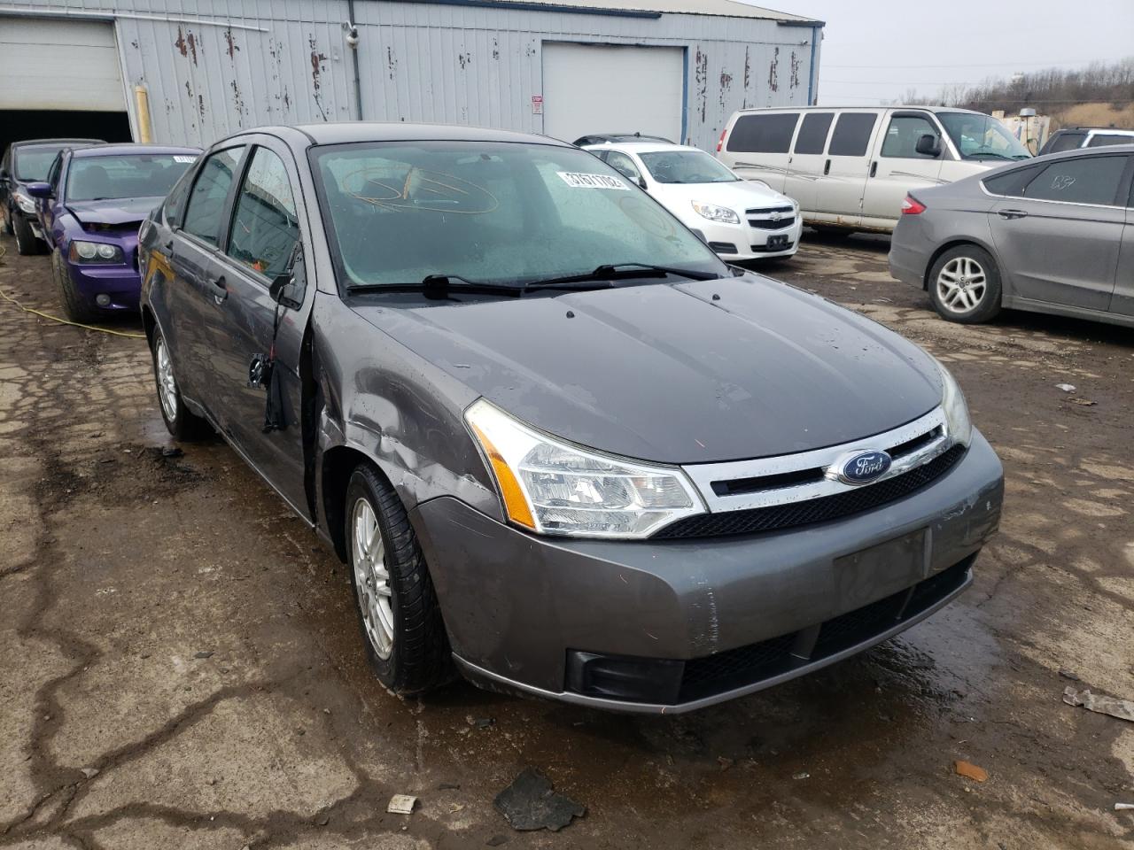 FORD FOCUS SE 2009 with VIN 1FAHP35N89W176993 - Photo from auction