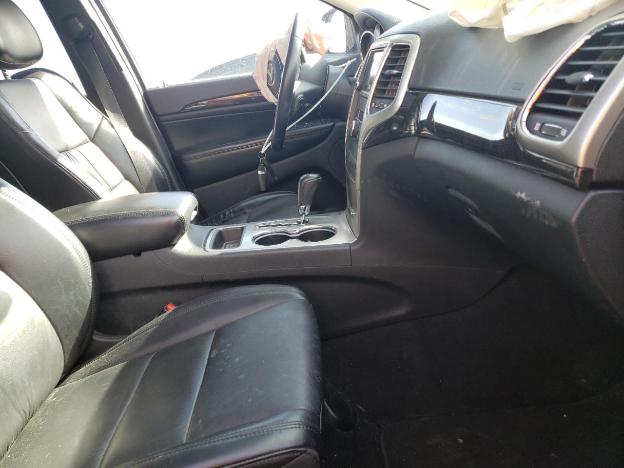 Photo 5 from auction – 2011 JEEP GRAND CHER with VIN 1J4RR4GG4BC581408