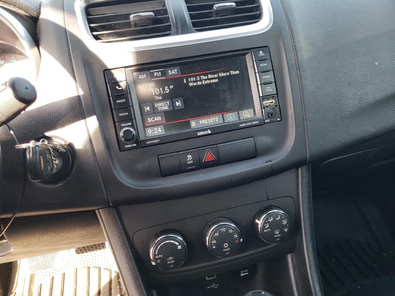 Photo 9 from auction – 2014 DODGE AVENGER SX with VIN 1C3CDZCB8EN176358