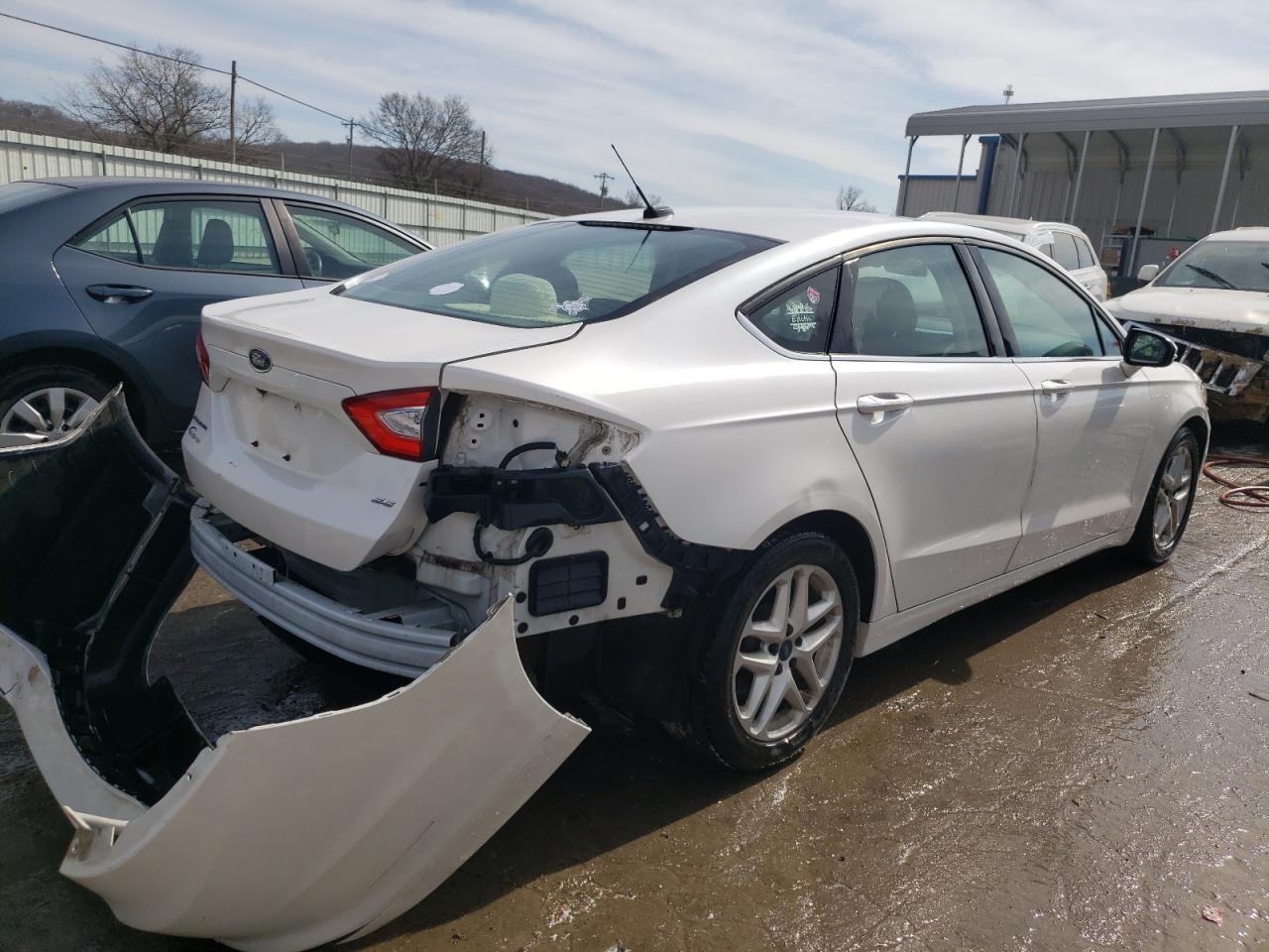 Photo 4 from auction – 2015 FORD FUSION SE with VIN 1FA6P0H75F5108428