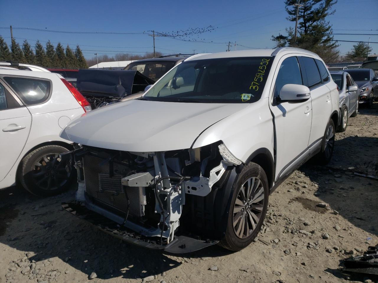 Photo 2 from auction – 2020 MITSUBISHI OUTLANDER with VIN JA4AZ3A32LZ023424