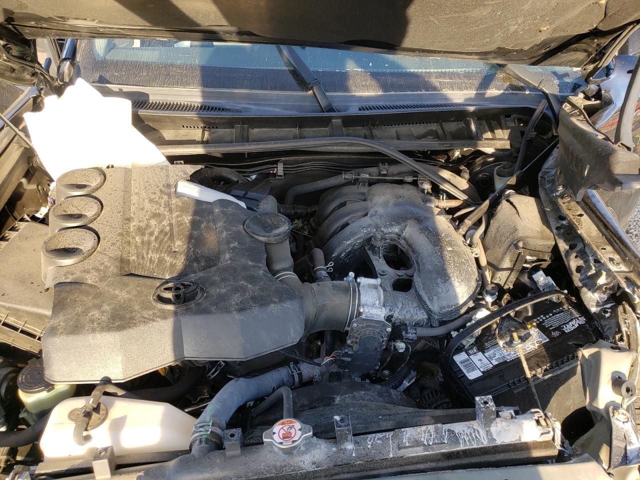 Photo 7 from auction – 2017 TOYOTA 4RUNNER SR with VIN JTEZU5JR2H5164477