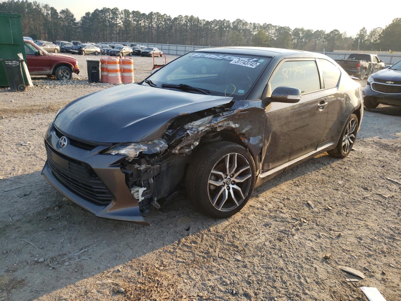 Photo 2 from auction – 2015 TOYOTA SCION TC with VIN JTKJF5C7XF3090282