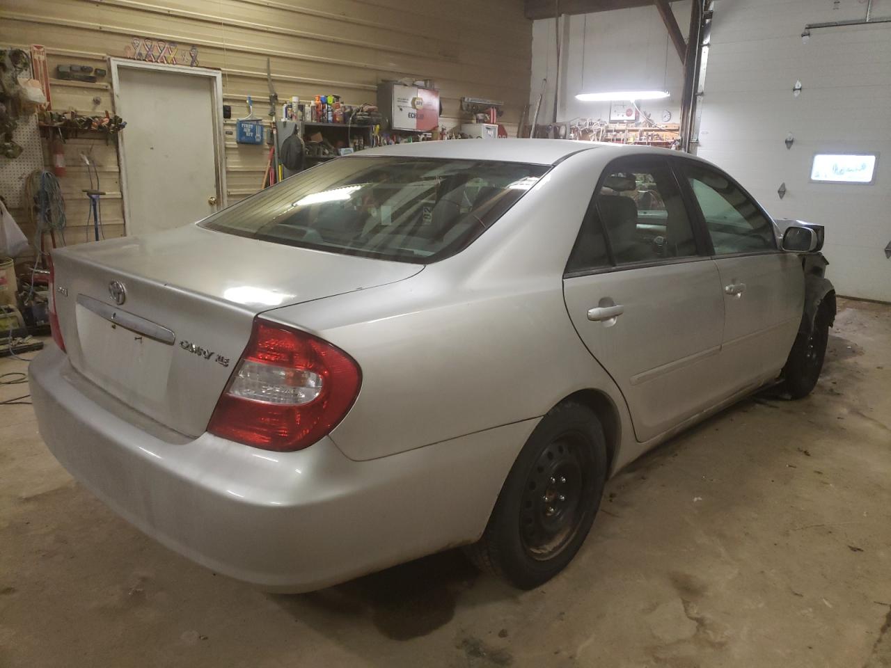 Photo 4 from auction – 2004 TOYOTA CAMRY 4D 2 with VIN 4T1BE30K24U826016