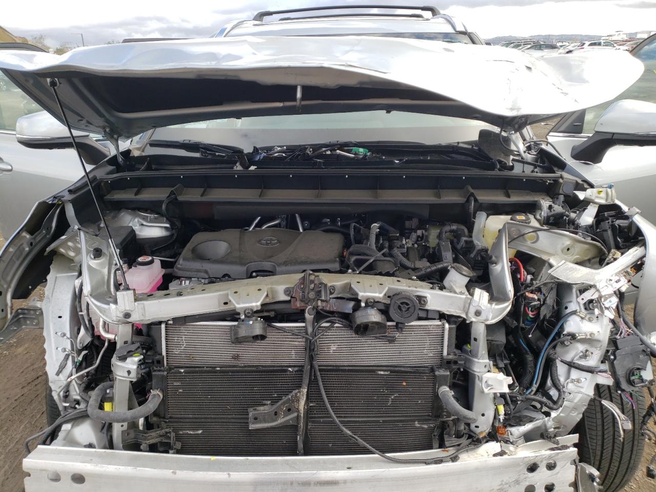 Photo 7 from auction – 2021 TOYOTA HIGHLANDER with VIN 5TDFARAH0MS007677