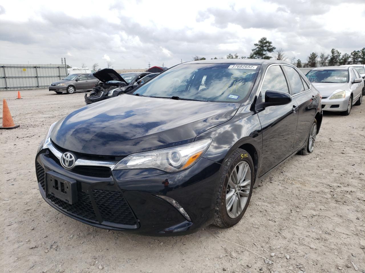 Photo 2 from auction – 2016 TOYOTA CAMRY LE with VIN 4T1BF1FK6GU148481