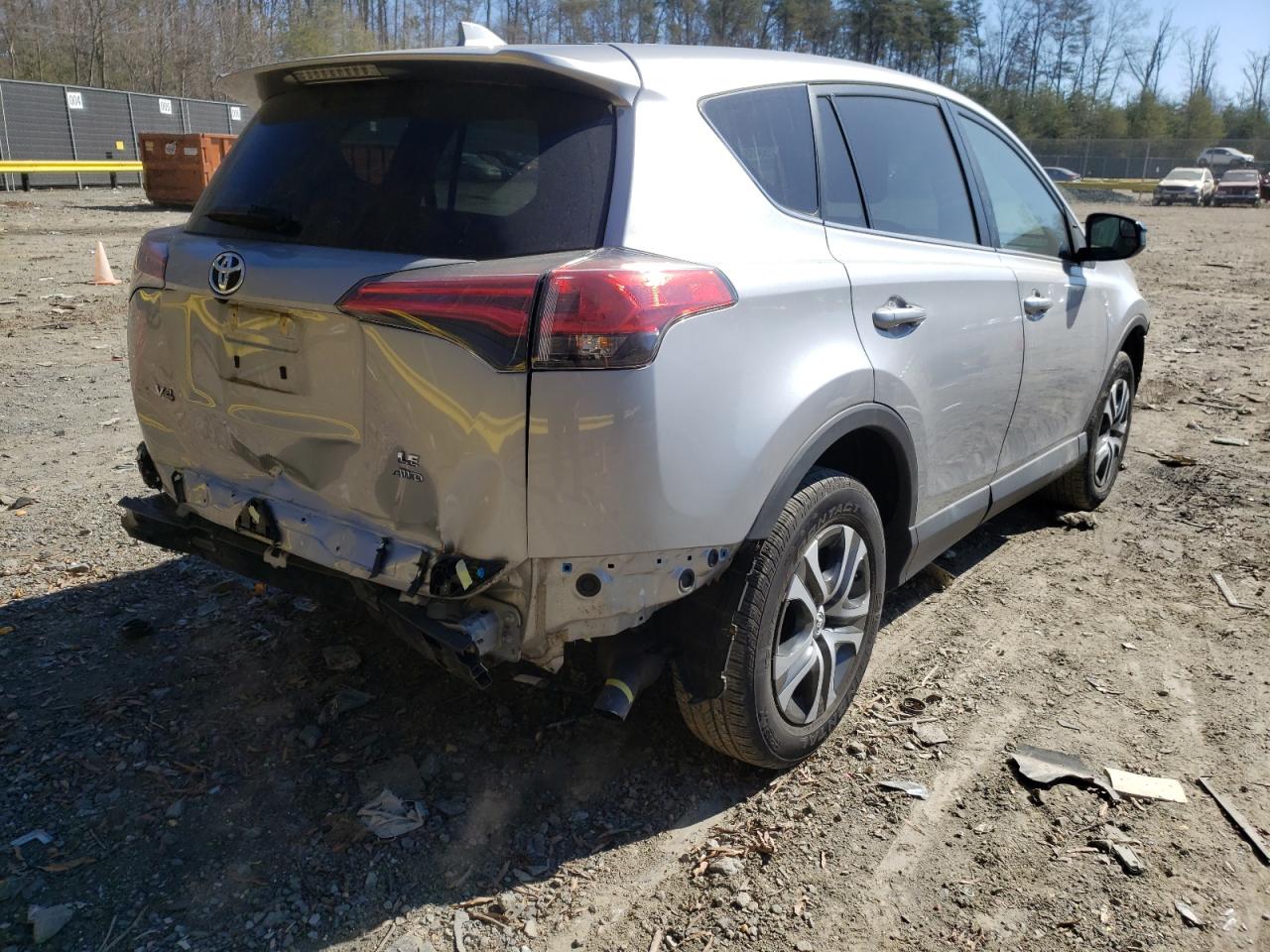 Photo 4 from auction – 2017 TOYOTA RAV4 LE with VIN 2T3BFREV9HW689950