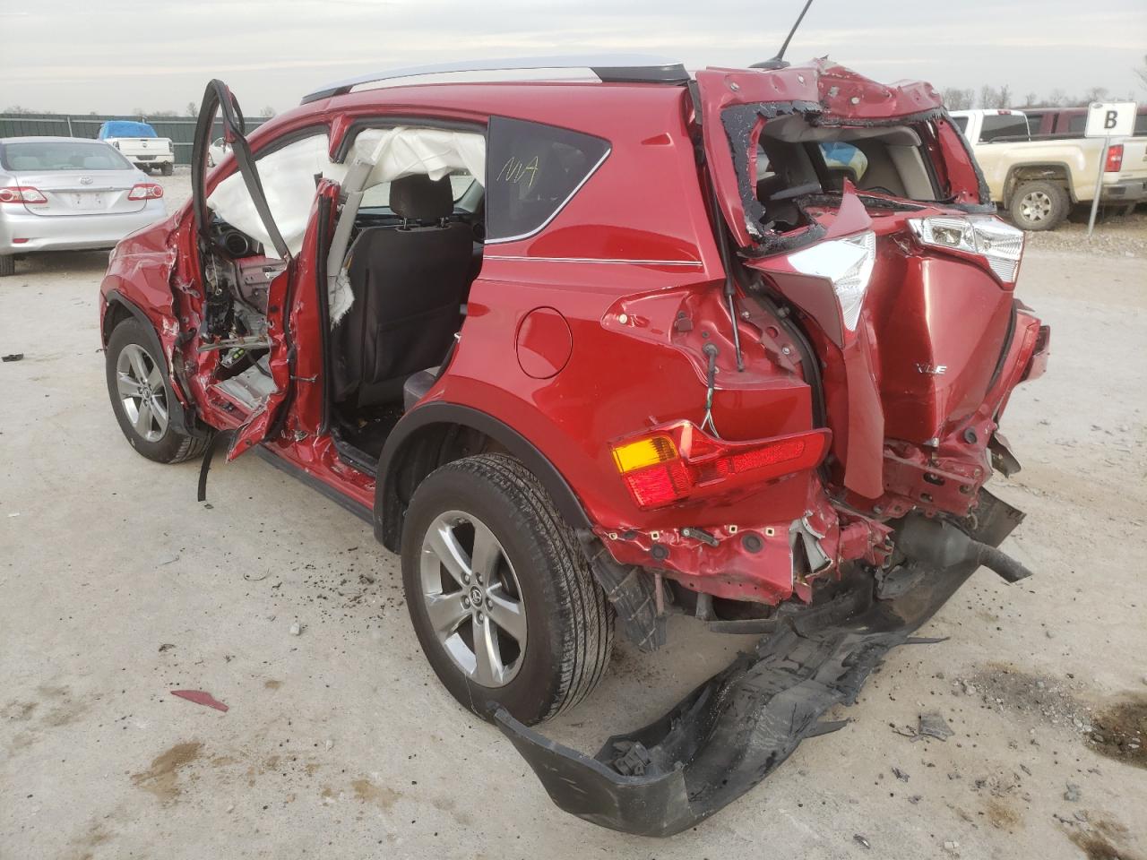 صورة رقم 3 من المزاد - 2015 TOYOTA RAV 4 مع VIN JTMWFREV6FD078558