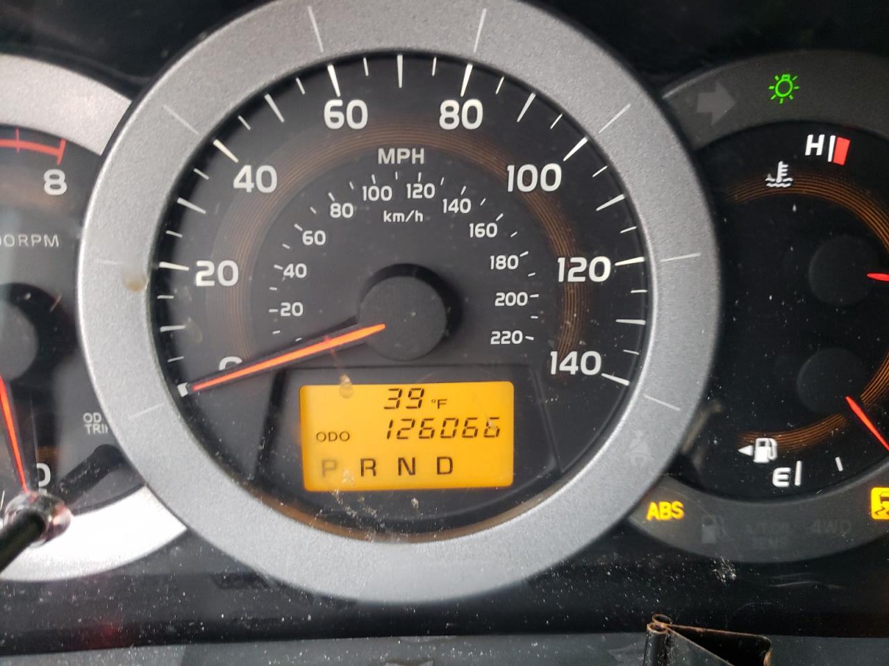 Foto 8 de la subasta – 2011 TOYOTA RAV4 con VIN 2T3ZF4DV5BW056646