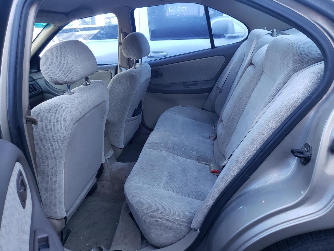 Photo 6 from auction – 2001 NISSAN ALTIMA XE with VIN 1N4DL01D81C152401