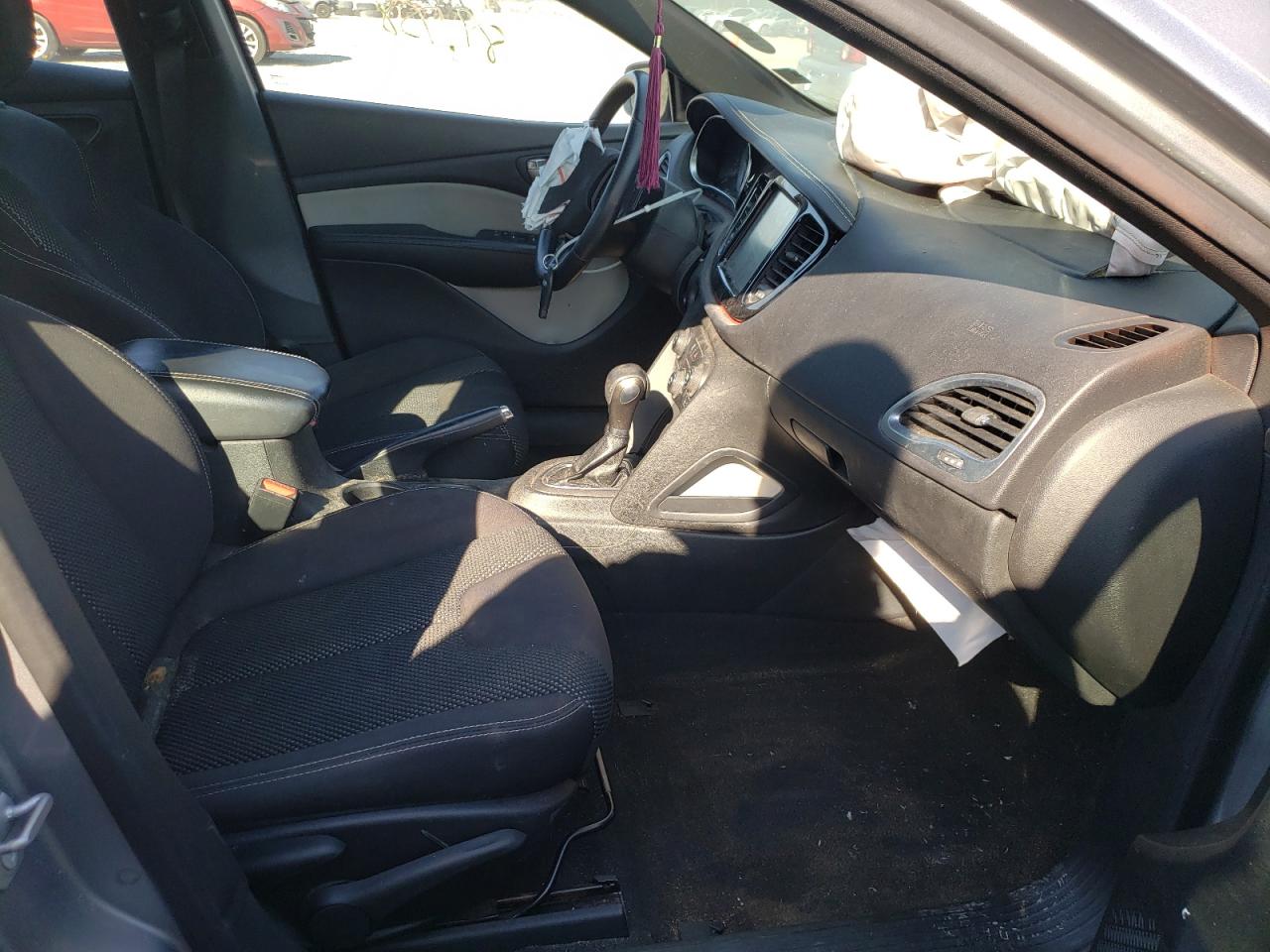 Photo 5 from auction – 2015 DODGE DART SXT with VIN 1C3CDFBB8FD268139