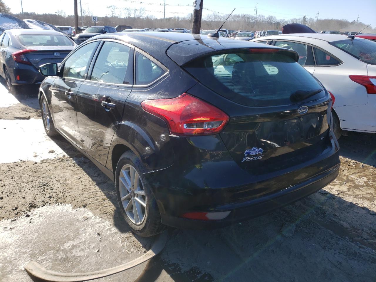 Photo 3 from auction – 2015 FORD FOCUS SE with VIN 1FADP3K20FL301118