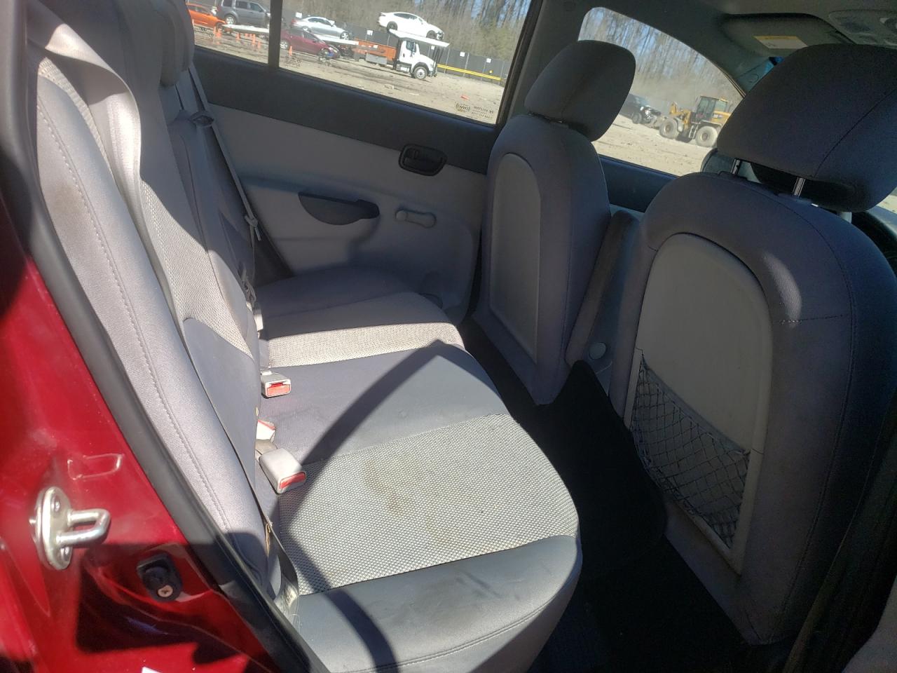 Photo 6 from auction – 2011 HYUNDAI ACCENT GLS with VIN KMHCN4AC8BU574058