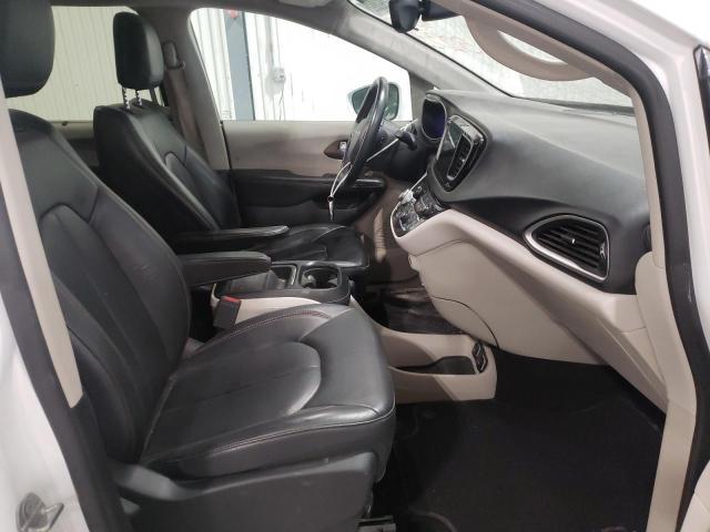 Photo 5 from auction – 2017 CHRYSLER PACIFICA T with VIN 2C4RC1BG6HR795233
