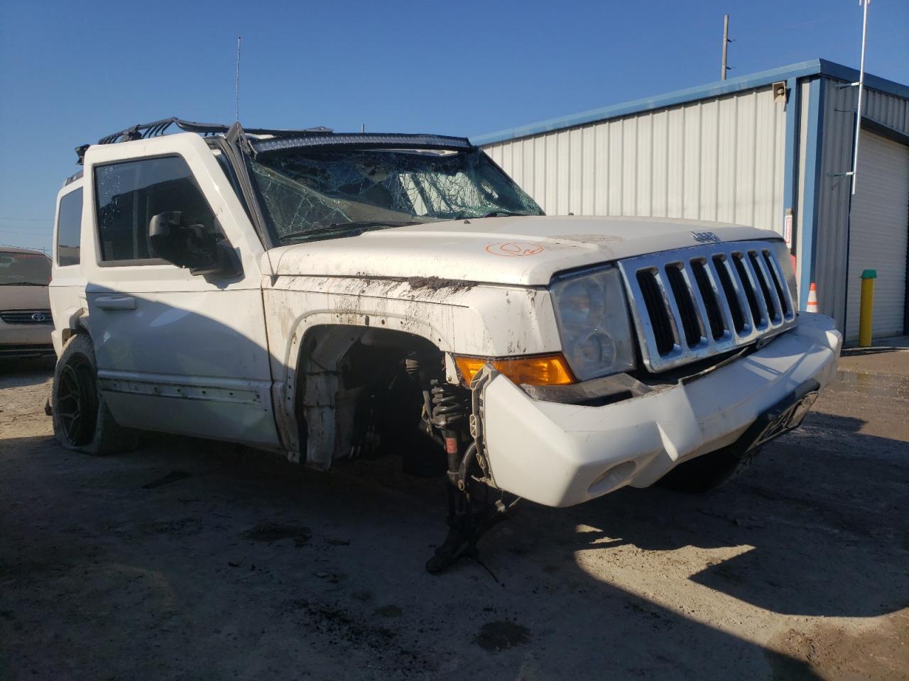 صورة رقم 9 من المزاد - 2008 JEEP COMMANDER مع VIN 1J8HH48N78C220452