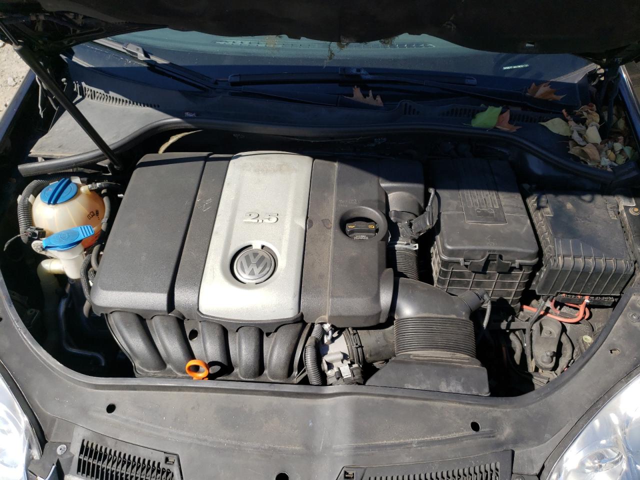 Photo 7 from auction – 2007 VOLKSWAGEN JETTA WOLF with VIN 3VWEF71KX7M201731