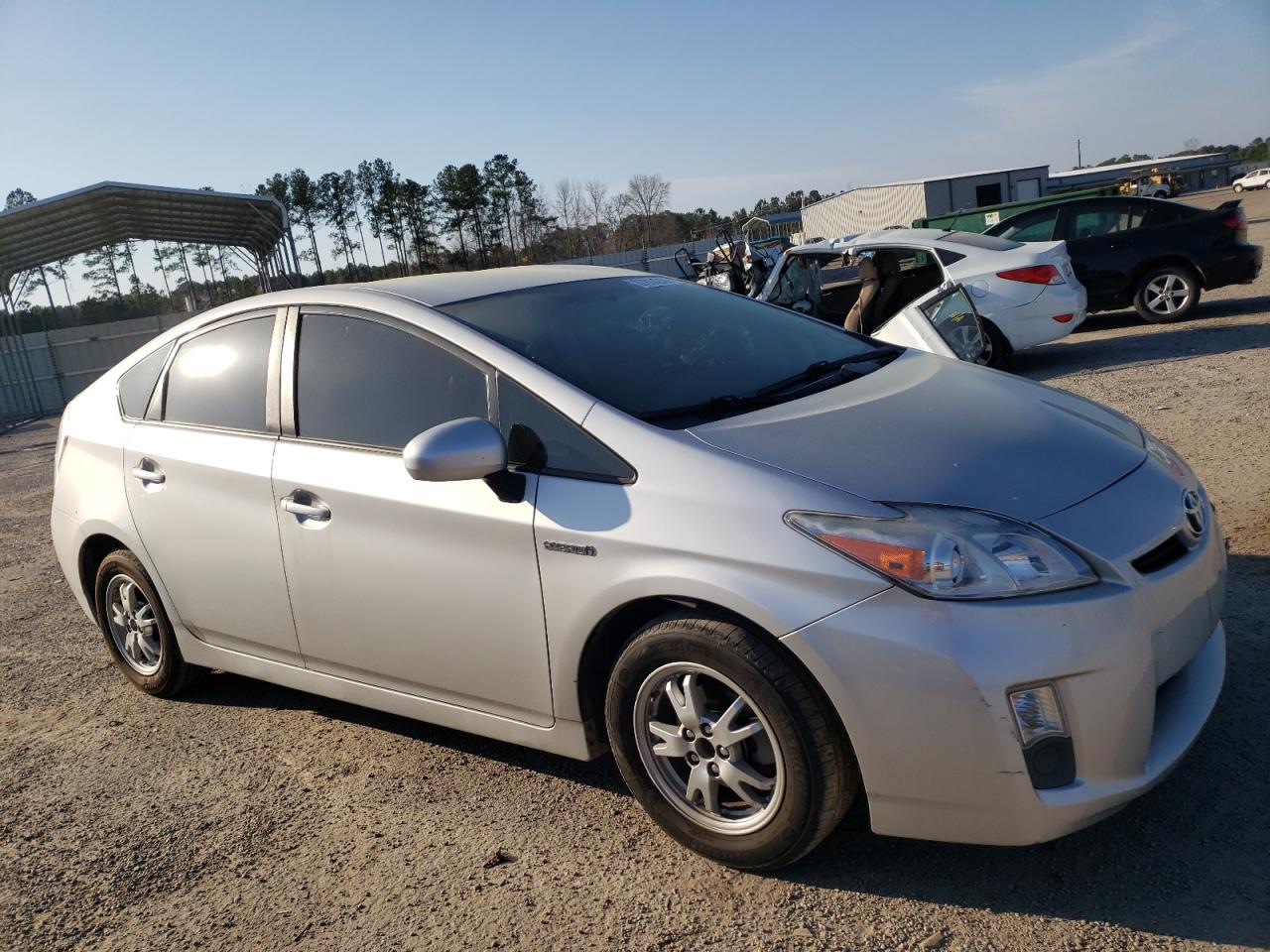 TOYOTA PRIUS 2011 مع رقم تعريف المركبة JTDKN3DU6B1471768 - صورة من المزاد