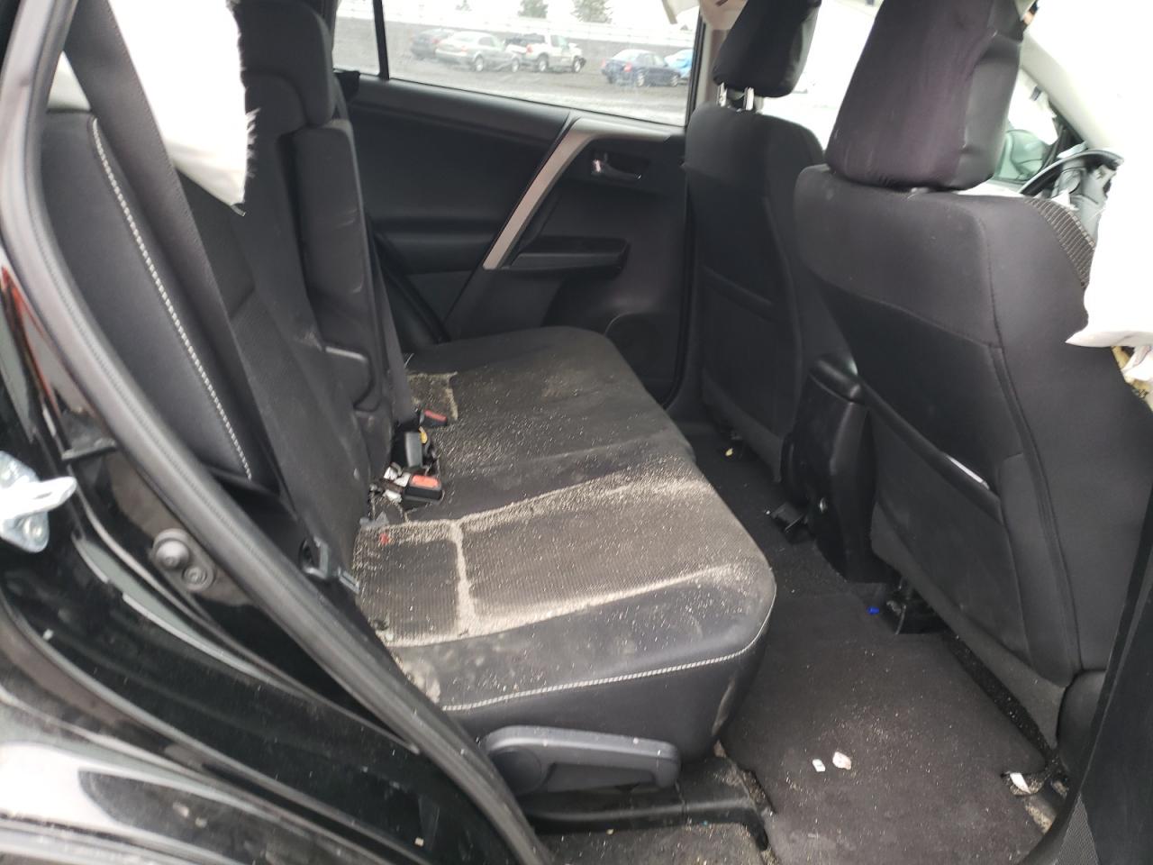 Photo 6 from auction – 2016 TOYOTA RAV4 XLE with VIN 2T3RFREV9GW524753