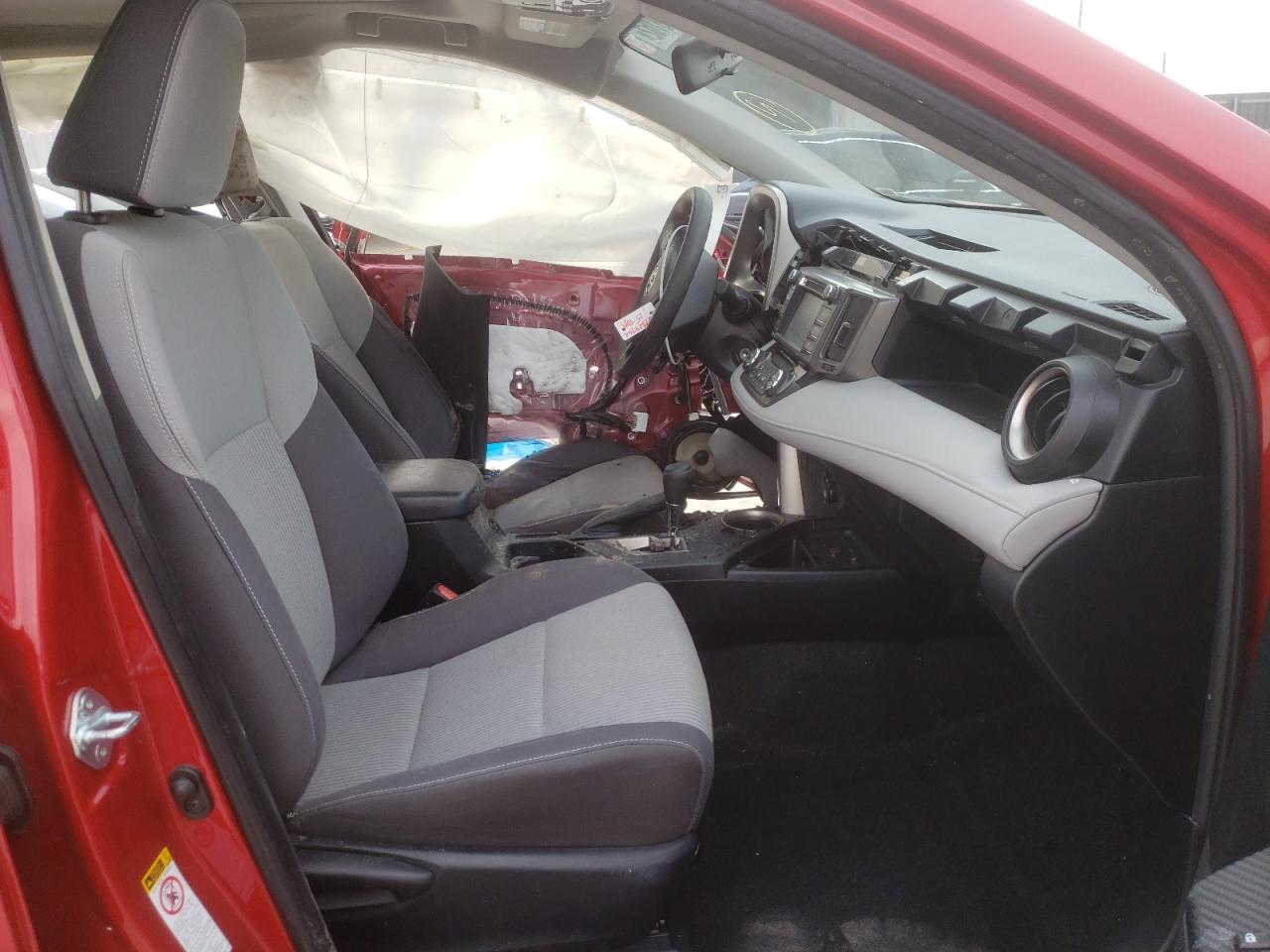 Photo 5 from auction – 2015 TOYOTA RAV 4 with VIN JTMWFREV6FD078558