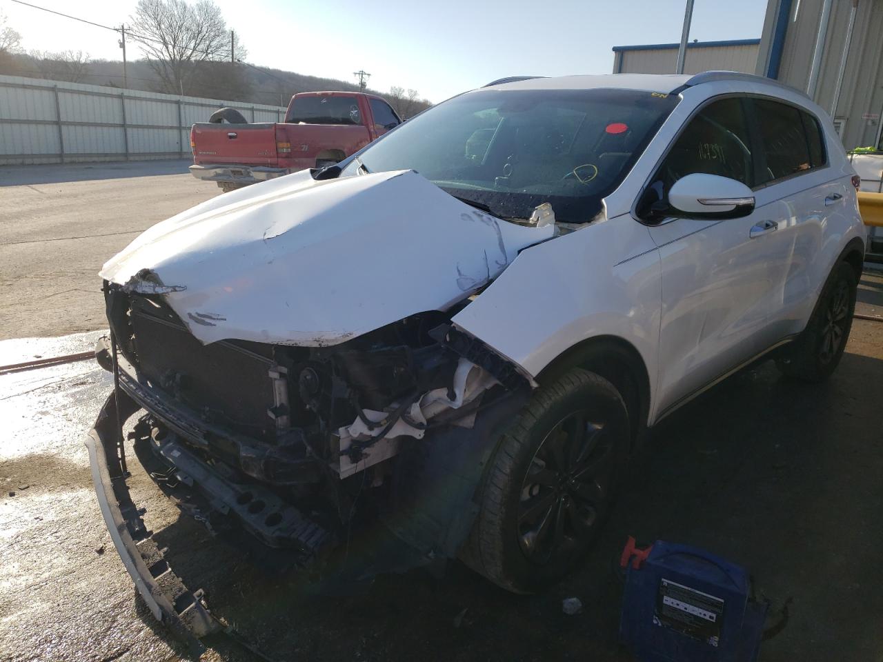 Photo 2 from auction – 2018 KIA SPORTAGE E with VIN KNDPN3AC2J7427618