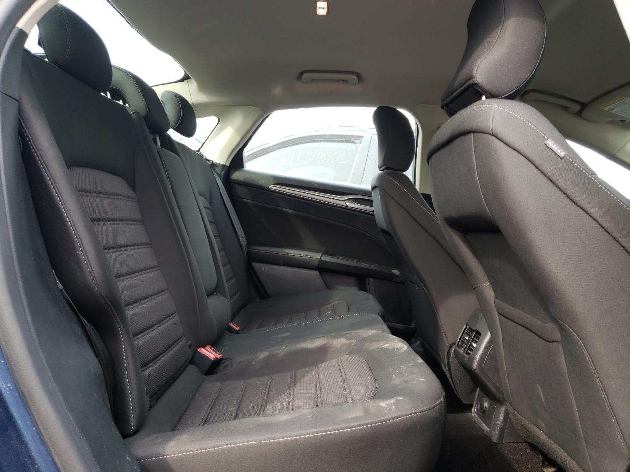 Photo 6 from auction – 2019 FORD FUSION SE with VIN 3FA6P0HD4KR275151