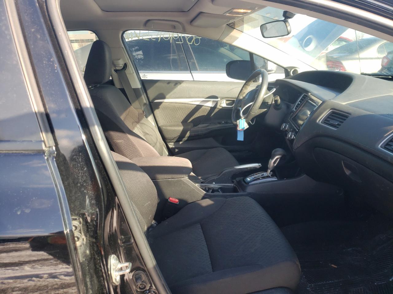 Photo 5 from auction – 2014 HONDA CIVIC LX with VIN 2HGFB2F56EH024780