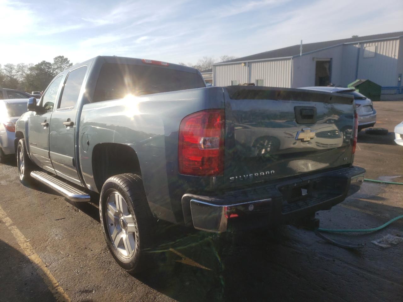 Photo 3 from auction – 2007 CHEVROLET SILVERADO with VIN 2GCEC13J871506990