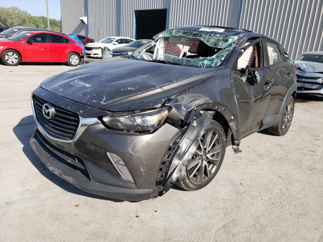 صورة رقم 2 من المزاد - 2017 MAZDA CX-3 TOURI مع VIN JM1DKDC75H0173598