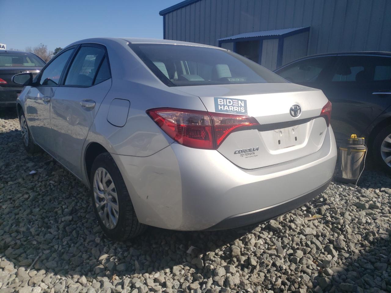 Photo 3 from auction – 2017 TOYOTA COROLLA L with VIN 2T1BURHE2HC858699