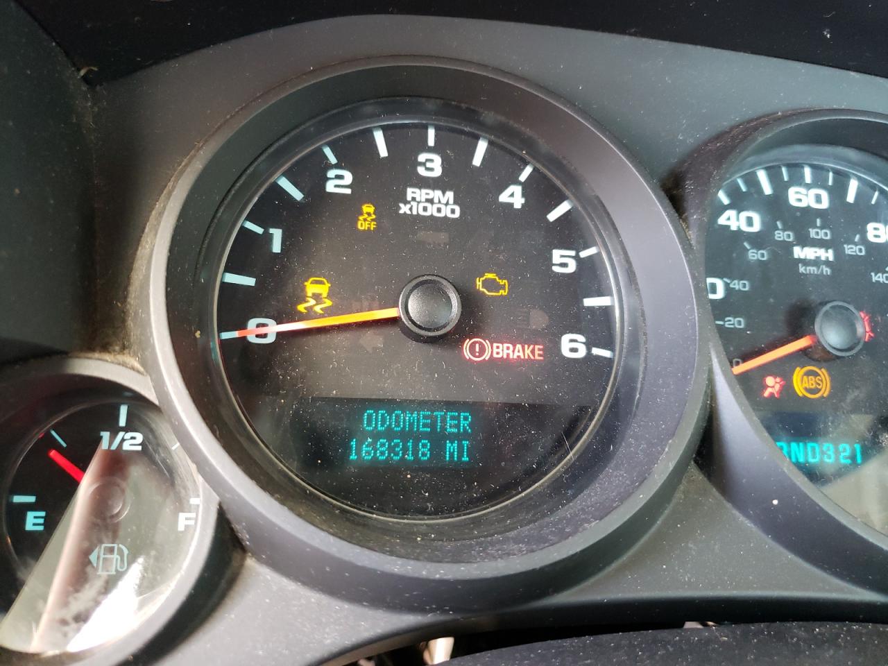 Photo 8 from auction – 2013 CHEVROLET SILVERADO with VIN 1GCNKPEA9DZ109603