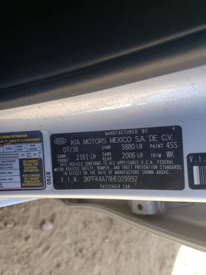 Photo 10 from auction – 2017 KIA FORTE LX with VIN 3KPFK4A79HE029992