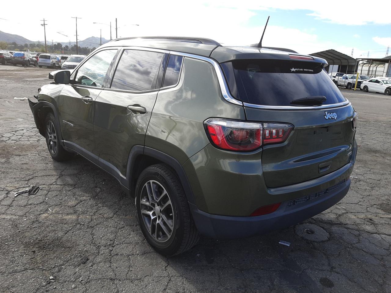 Photo 3 from auction – 2017 JEEP COMPASS LA with VIN 3C4NJCBB9HT632674