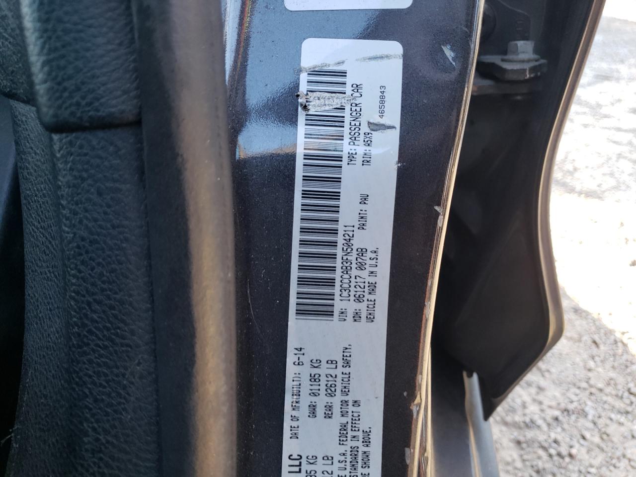 Photo 10 from auction – 2015 CHRYSLER 200 LIMITE with VIN 1C3CCCAB3FN504211