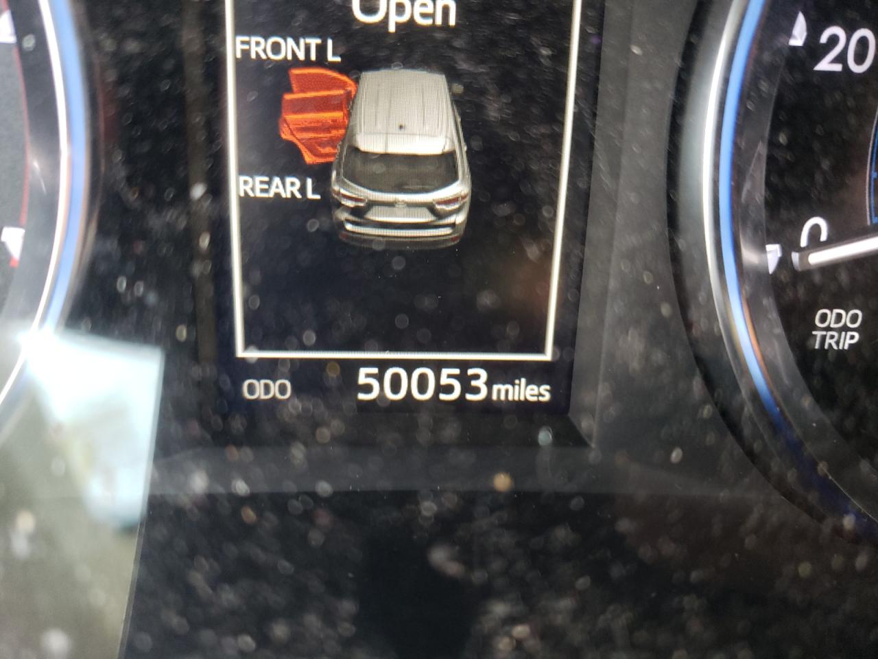 Photo 8 from auction – 2016 TOYOTA HIGHLANDER with VIN 5TDYKRFH9GS138979