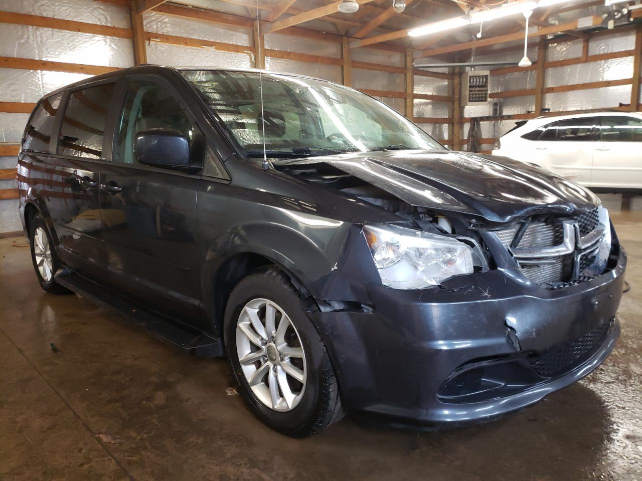 DODGE GRAND CARA 2014 with VIN 2C4RDGCG4ER347664 - Photo from auction