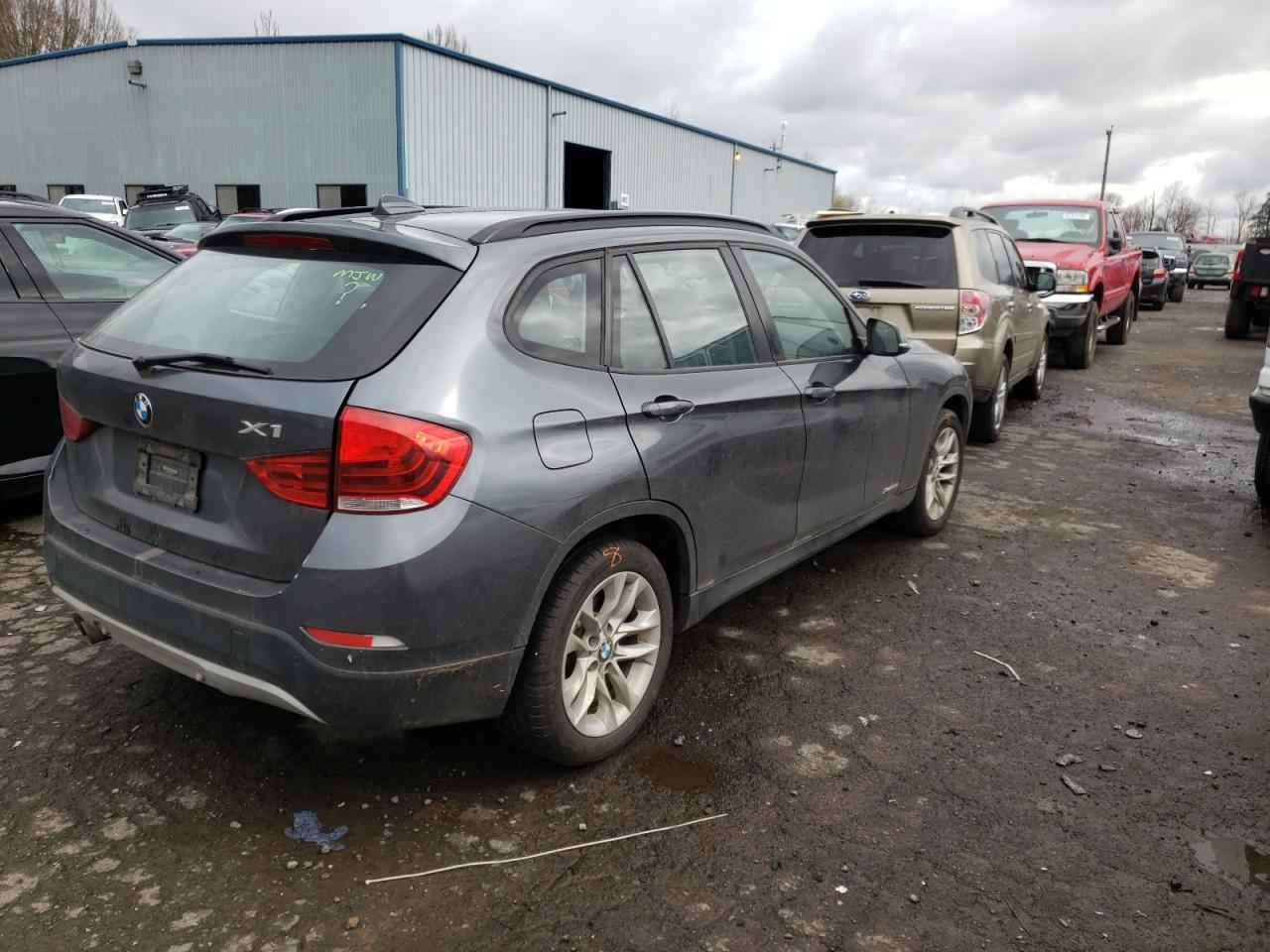 Photo 4 from auction – 2015 BMW X1 XDRIVE2 with VIN WBAVL1C51FVY36757