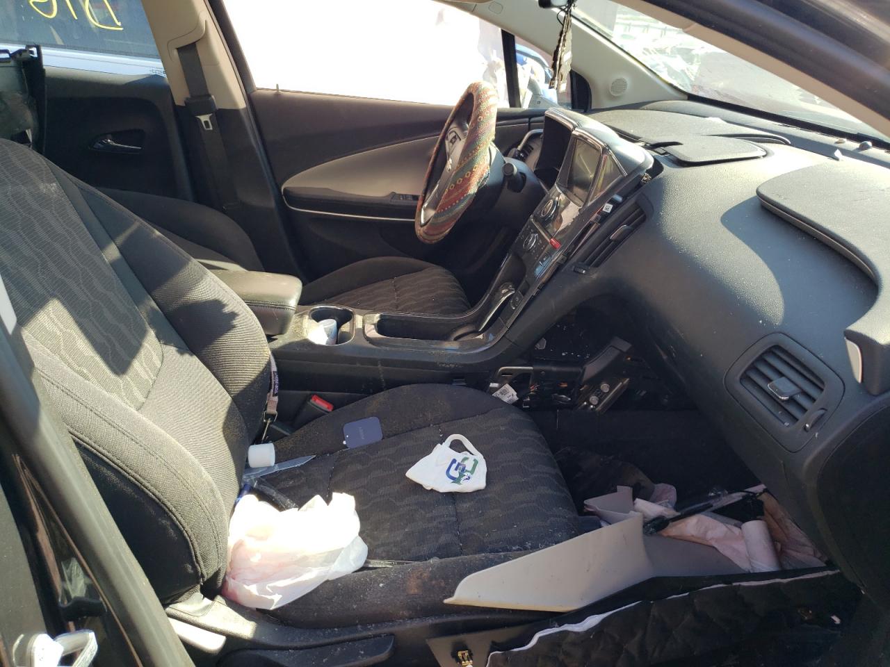 Photo 5 from auction – 2015 CHEVROLET VOLT with VIN 1G1RA6E44FU111776
