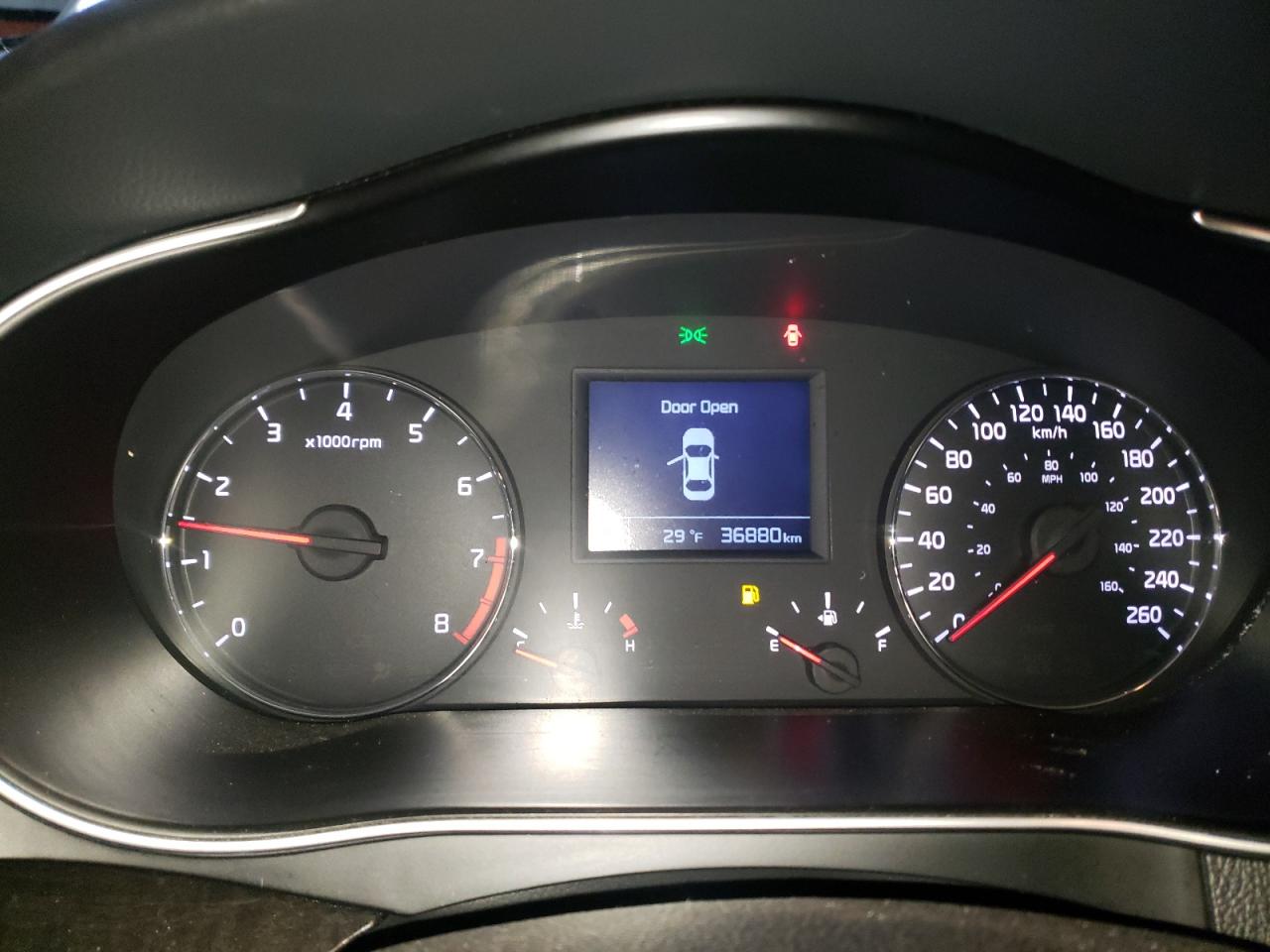 Photo 8 from auction – 2015 KIA CADENZA PR with VIN KNALN4D73F5170214