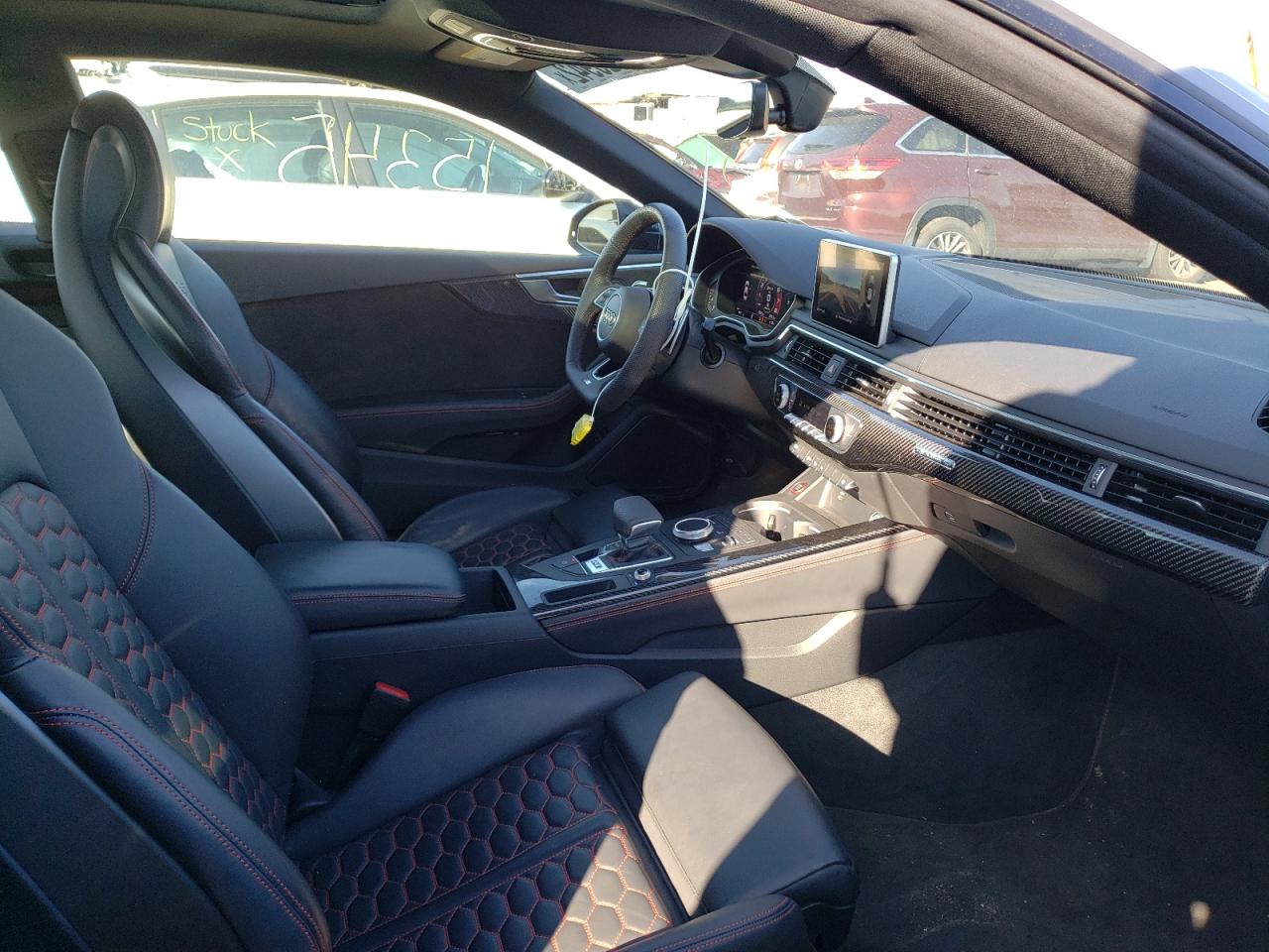 Photo 5 from auction – 2019 AUDI RS5 with VIN WUAPWAF51KA906552