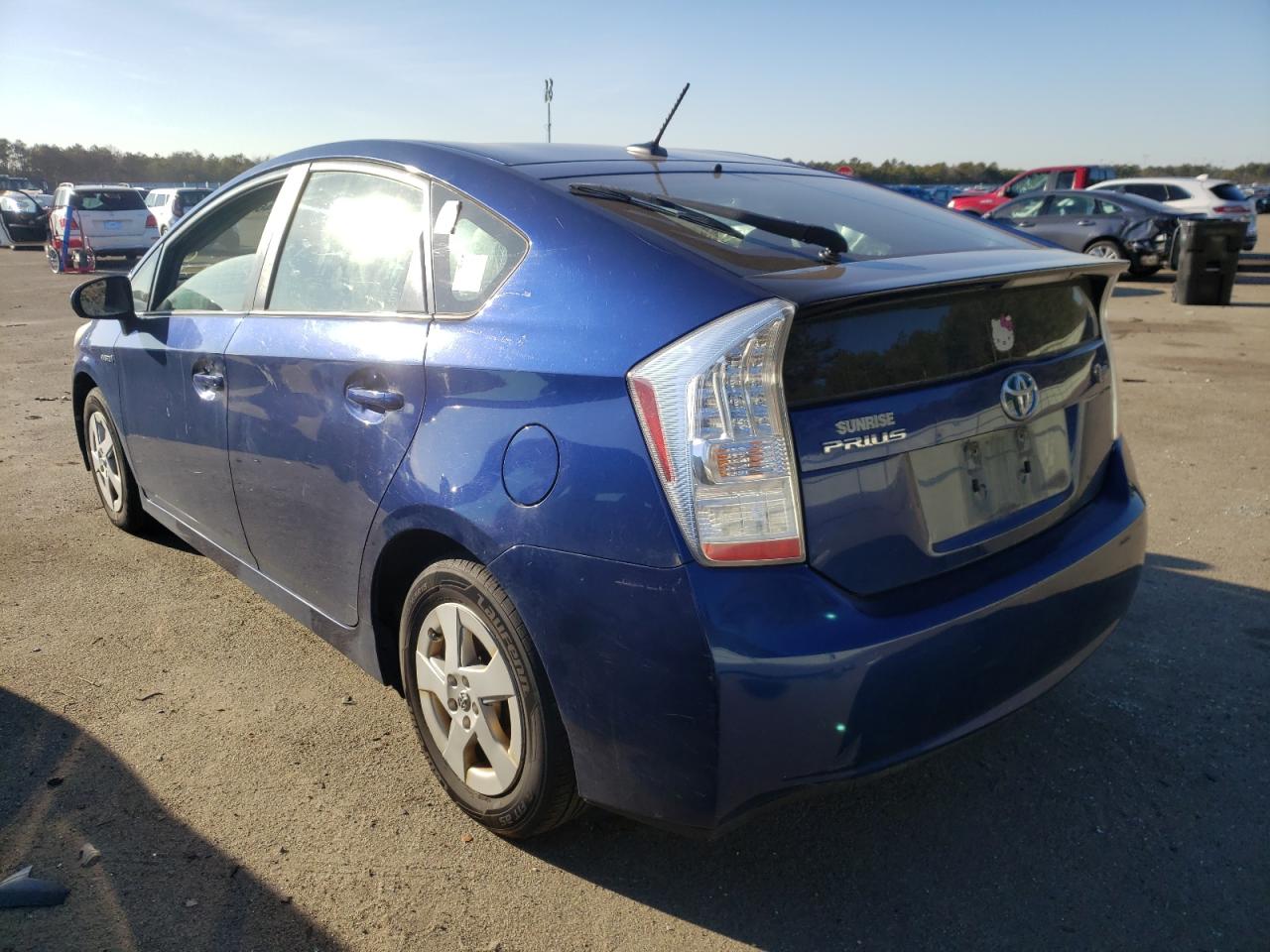 Photo 3 from auction – 2011 TOYOTA PRIUS with VIN JTDKN3DU0B1372265