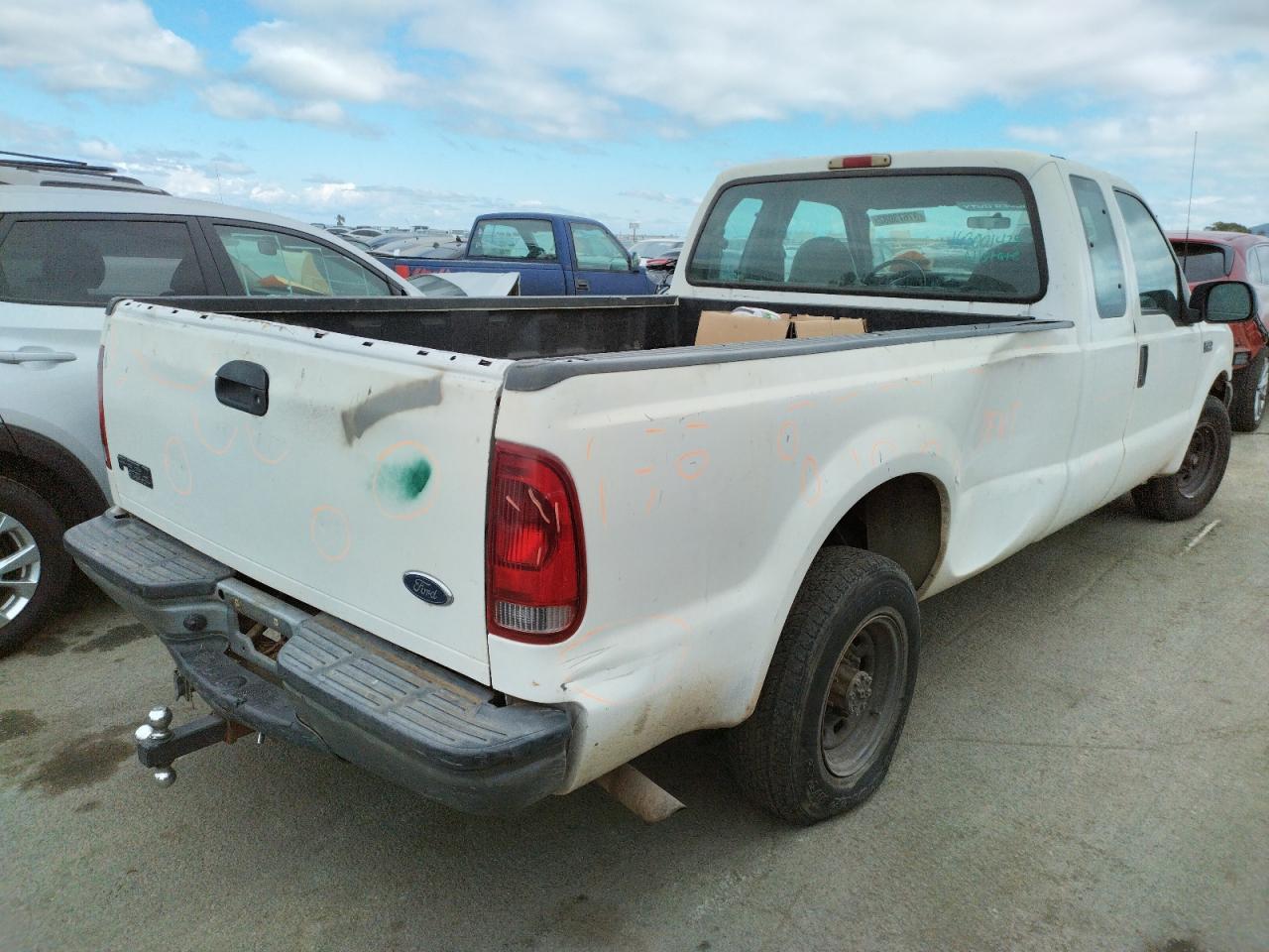 Photo 4 from auction – 2003 FORD F250 SUPER with VIN 3FTNX20L83MB28589