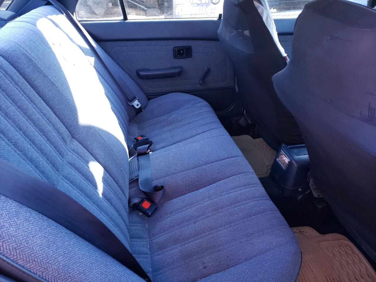 Photo 6 from auction – 1990 TOYOTA COROLLA DL with VIN JT2AE94A9L3379783