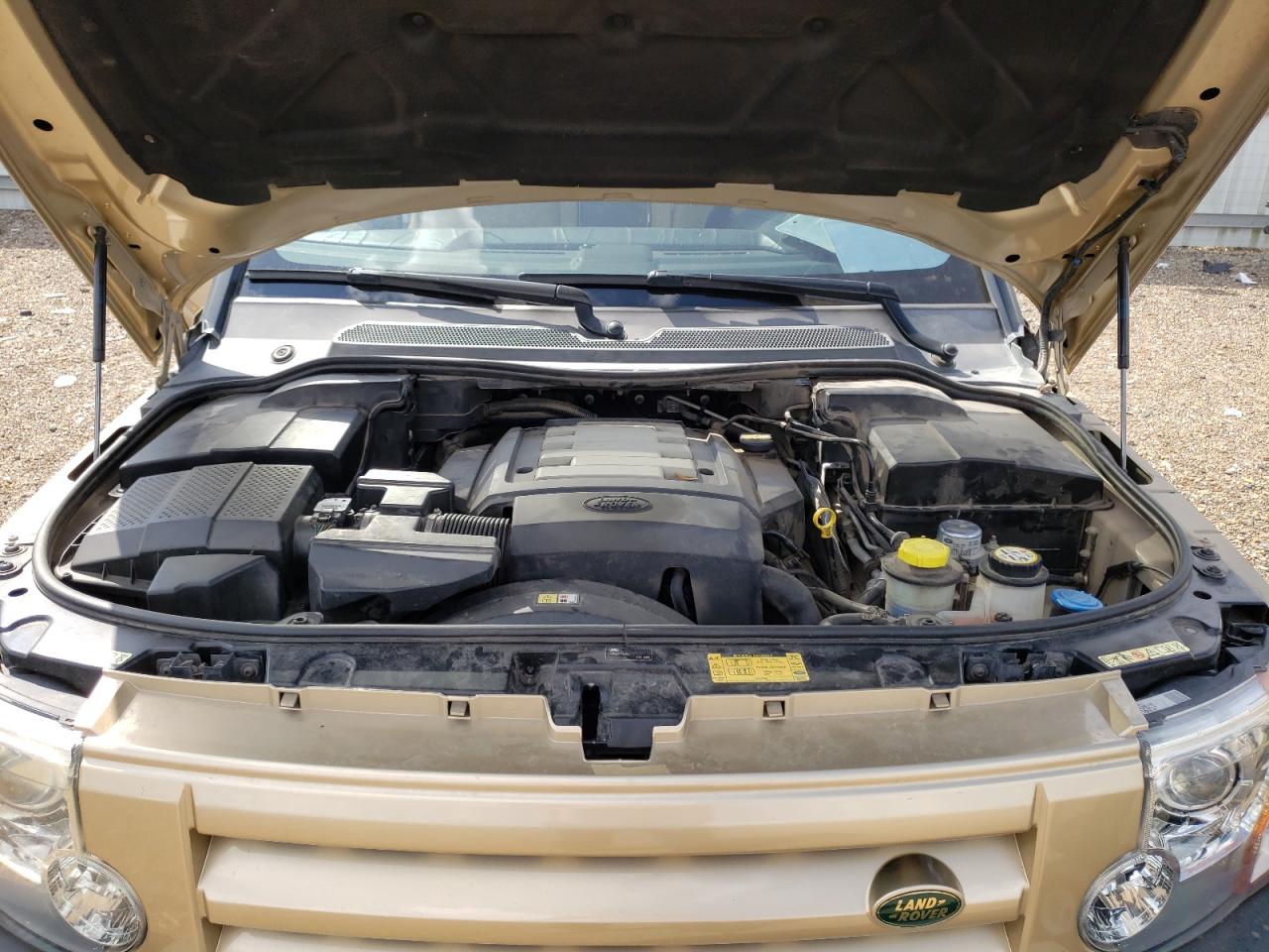 Photo 7 from auction – 2005 LAND ROVER LR3 SE with VIN SALAD25445A320139