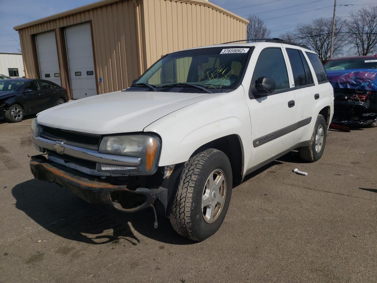 Photo 2 from auction – 2003 CHEVROLET TRAILBLAZE with VIN 1GNDS13S132241466