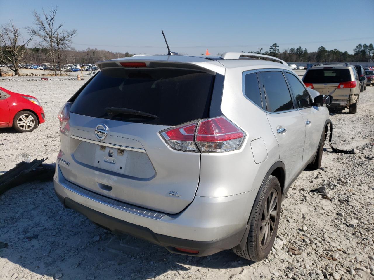 Photo 4 from auction – 2015 NISSAN ROGUE S with VIN 5N1AT2MT6FC803345